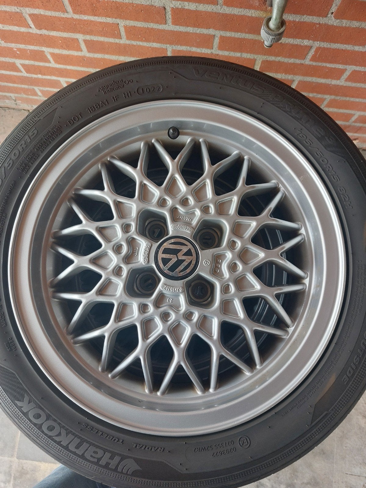 Originele 15" BBS velgen Golf mk2 GTI. Goede Hankook banden, Auto-onderdelen, Ophalen, 15 inch, 195 mm, Zomerbanden