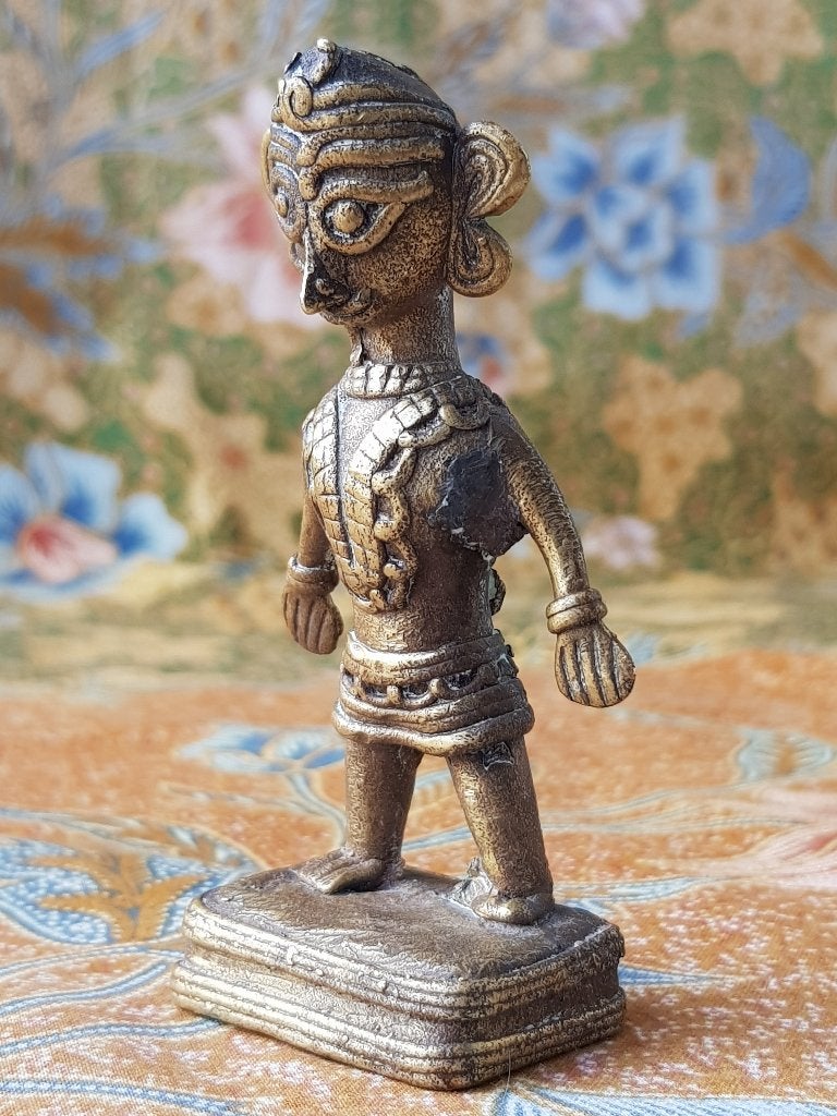 Mooi antiek brons beeldje uit India van een man 8,5 cm., Antiek en Kunst, India, Handgemaakt, Ophalen of Verzenden, Brons