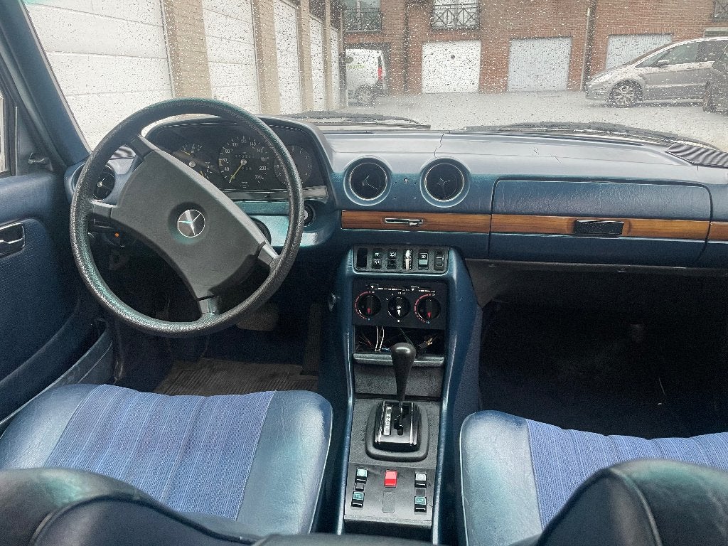 Mercedes 280, foto 8