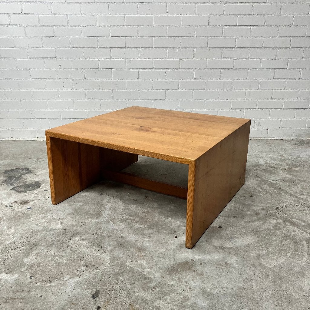 Vintage scandinavische salontafel design tafel massief hout, Antiek en Kunst, Curiosa en Brocante, Ophalen of Verzenden