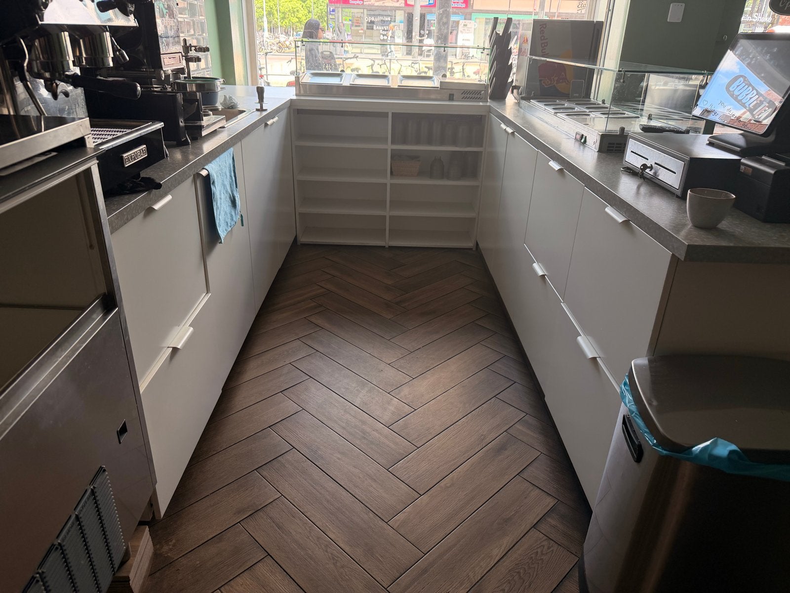 Complete horeca keuken met koelvitrine en apparatuur, Ophalen, Gebruikt, Koelen en Vriezen