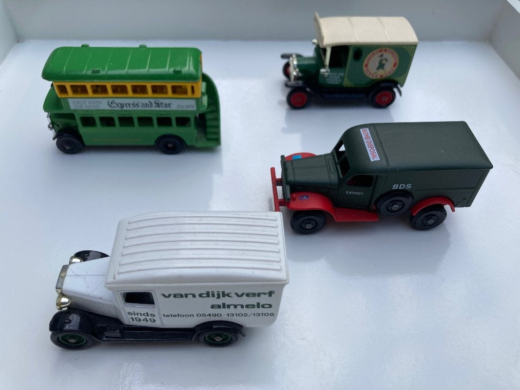 Days gone/ Lledo modelauto’s set 1, Ophalen of Verzenden, Zo goed als nieuw, Auto, Overige merken