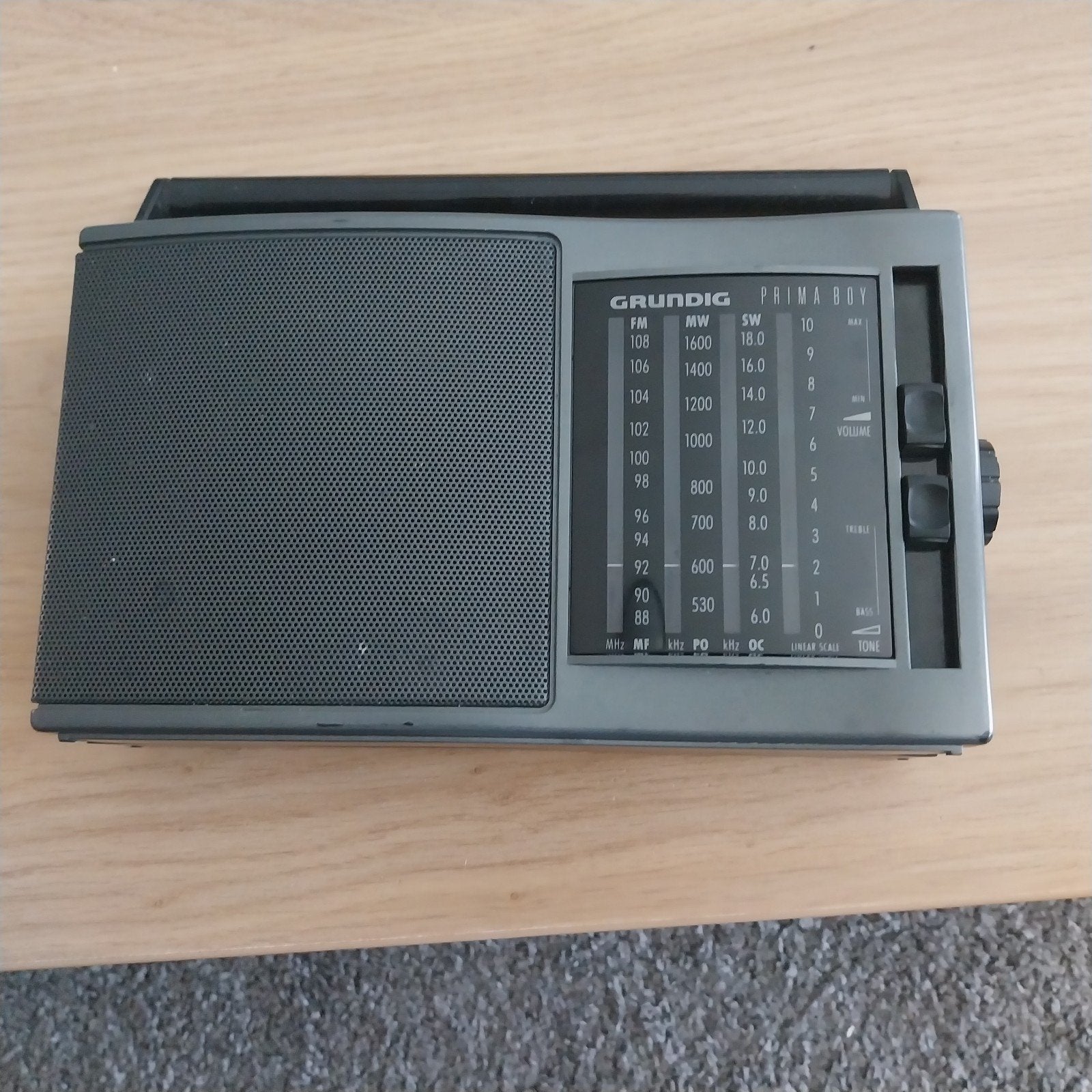 Grundig Prima Boy 780 radio - Vintage draagbare radio, Ophalen of Verzenden, Gebruikt, Radio
