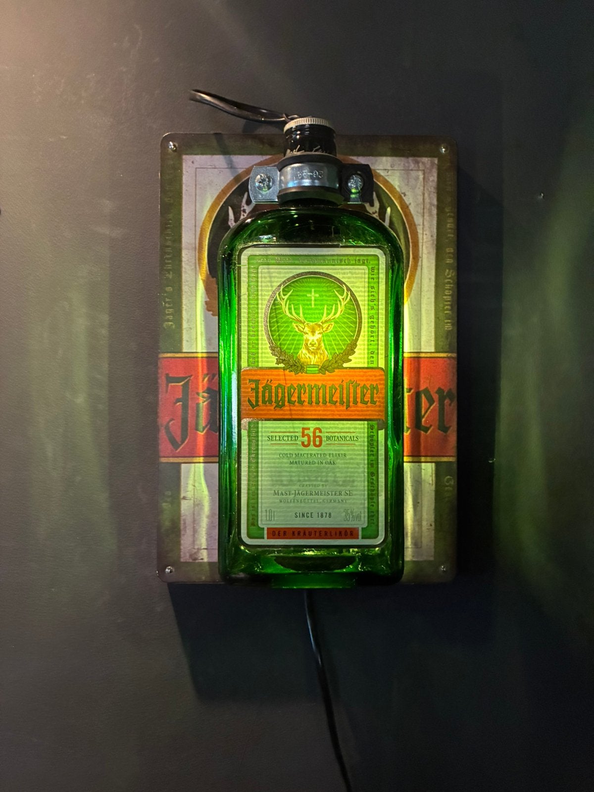 Jägermeister Wandlamp, Met schakelaar, Glas, Wandlamp, Meerkleurig