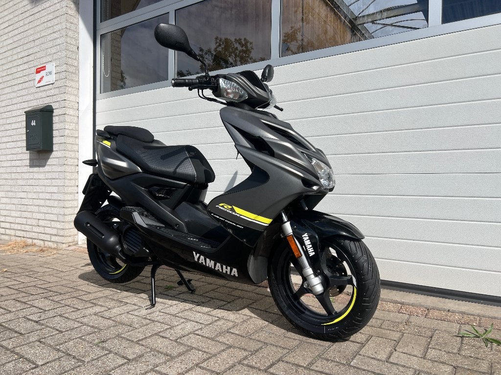 Originele Yamaha Aerox R 45km 4T bromscooter. 1e eigenaar., Ophalen, Aerox, Maximaal 45 km/u, 49 cc