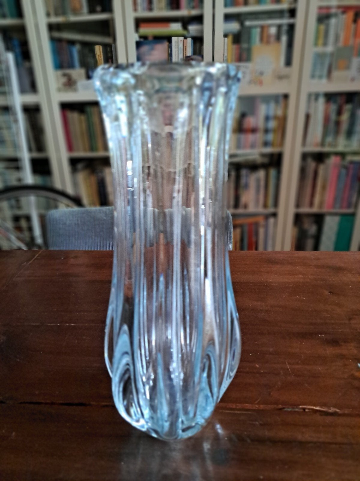 Elegante glazen vaas met spiraalvormig design, Ophalen of Verzenden