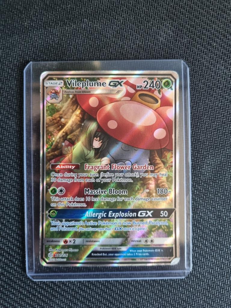 Vileplume GX Alt Art (Cosmic Eclipse 211/236), Ophalen of Verzenden, Zo goed als nieuw, Losse kaart