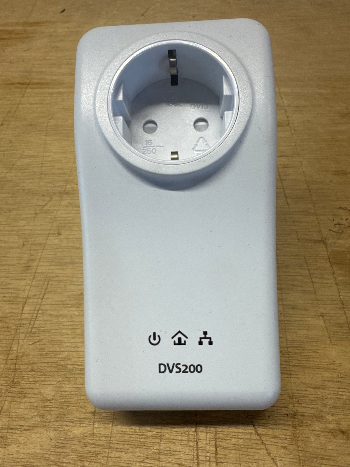 KPN DVS200 Powerline Adapter met Geïntegreerd Stopcontact, Ophalen of Verzenden, Gebruikt