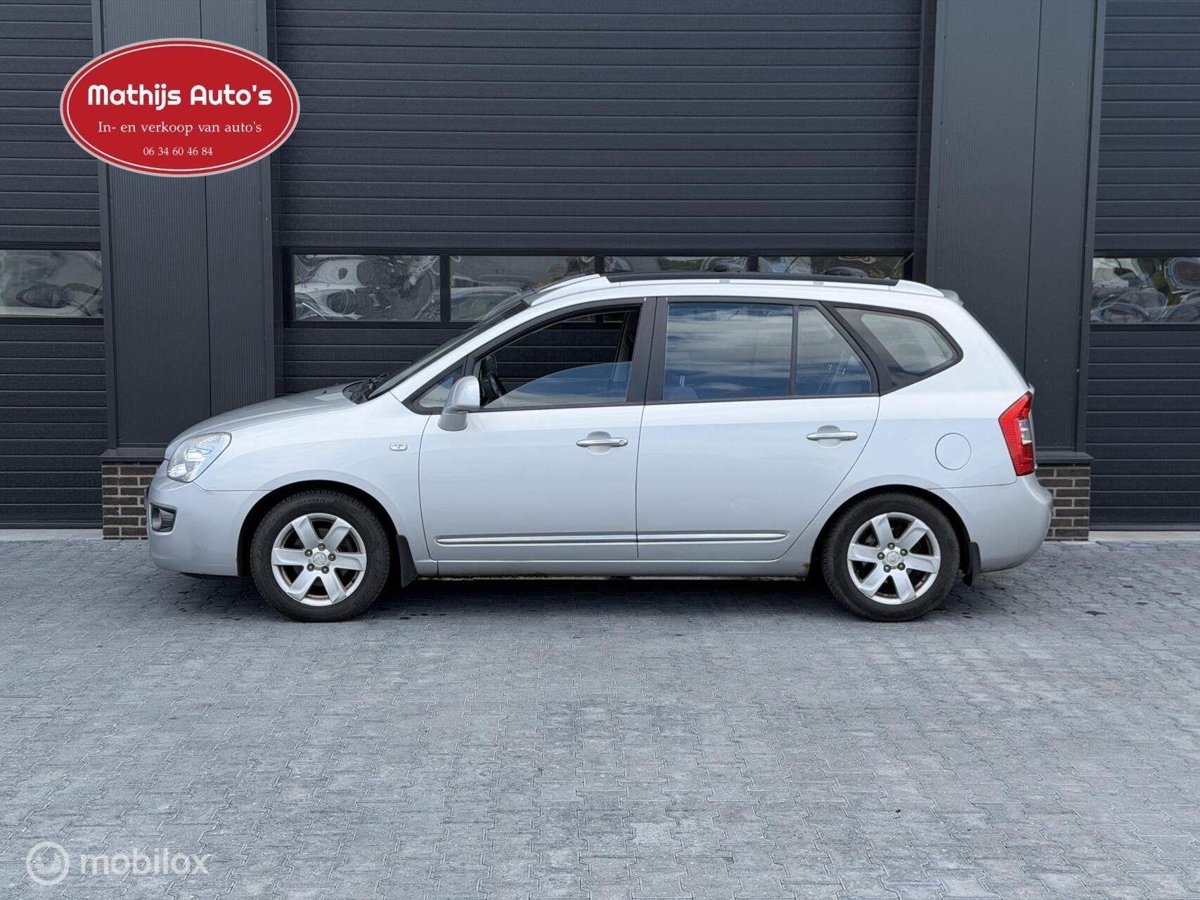 Kia Carens 2.0 CVVT X-ecutive Automaat Clima!, Auto's, 1998 cc, 700 kg, Origineel Nederlands, 144 pk