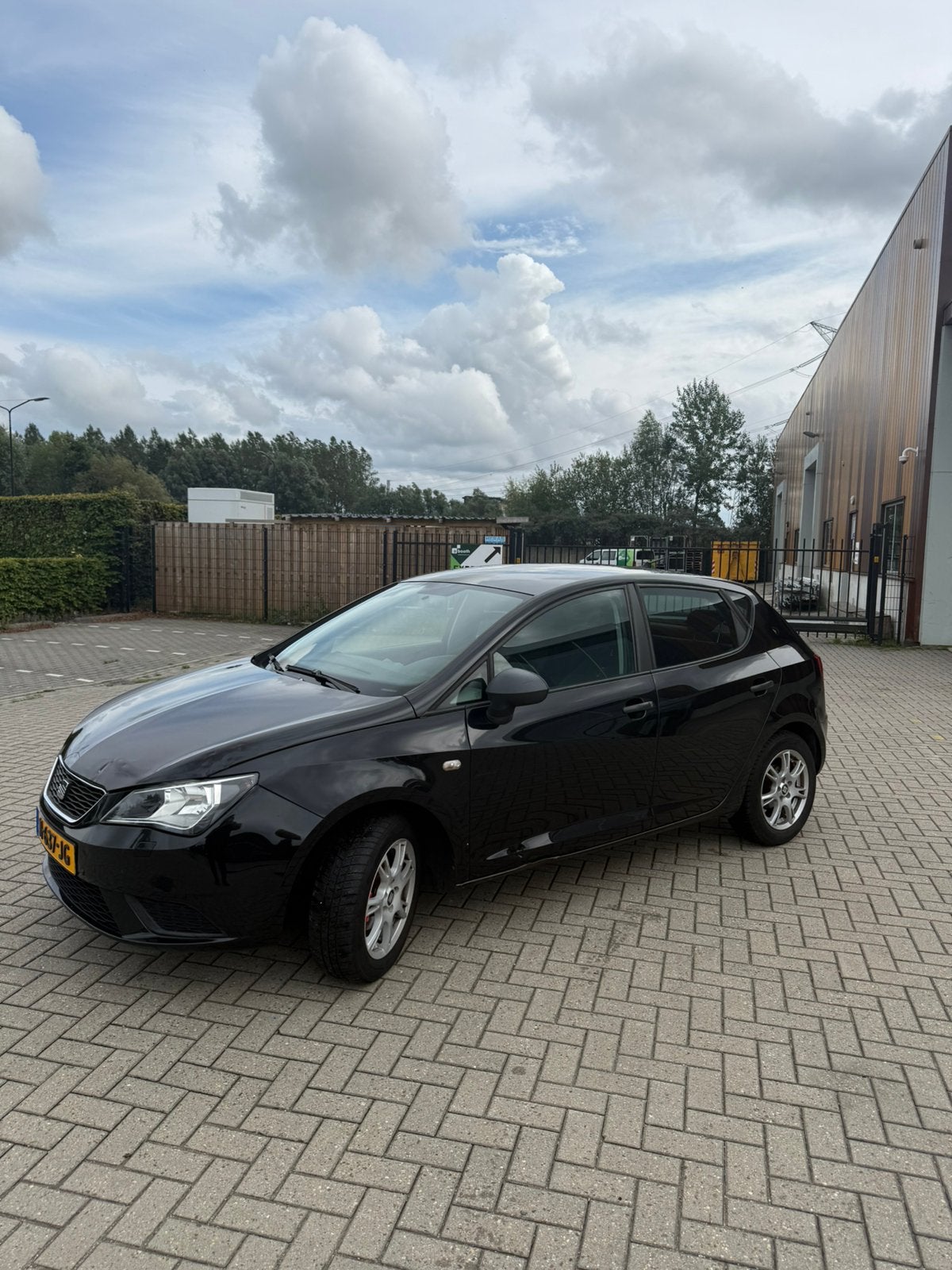 Seat Ibiza 1.2 TSI | 2014 | 105 PK | Carplay | Camera, Auto's, Voorwielaandrijving, Euro 5, Stof, 40 €/maand