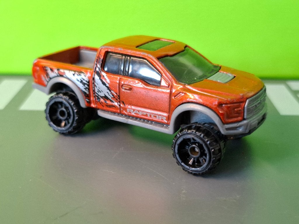 Hotwheels - 2017 Ford F-150 Raptor [oranje] 1/64, Ophalen of Verzenden, Gebruikt, Auto