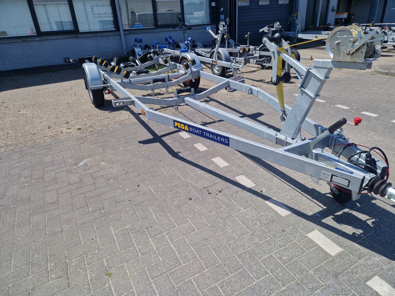 Pega V1500/600 met wegklapbare LED  2024 nieuwstaat!!!, Watersport en Boten, Boottrailers, Minder dan 1500 kg, 6 tot 9 meter, Overige typen