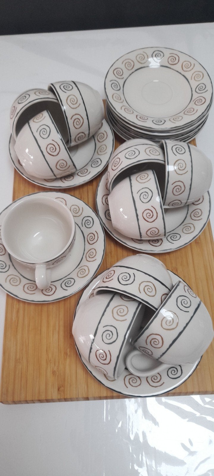 Royal Orchid Stoneware Servies, Ophalen, Zo goed als nieuw, Overige stijlen, Kop(pen) en/of Schotel(s)