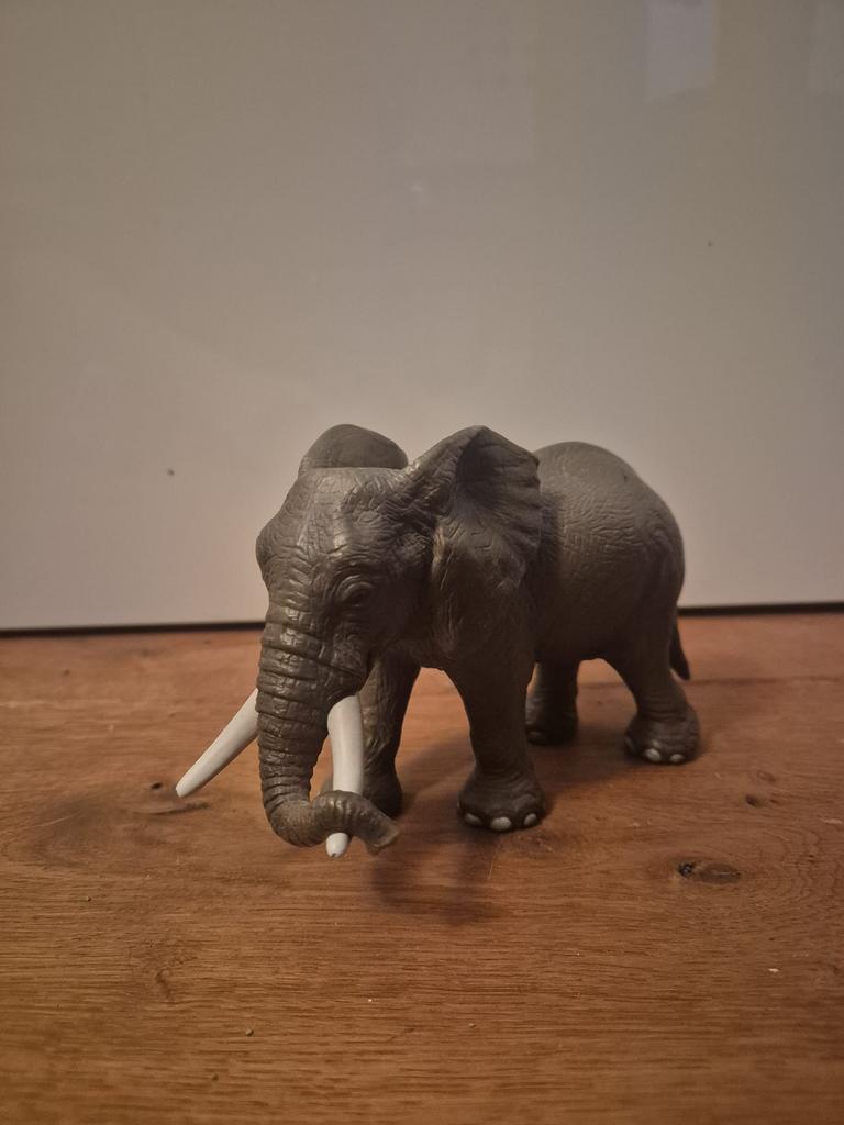 Schleich olifant, Ophalen of Verzenden, Zo goed als nieuw, Wild dier, Beeldje of Figuurtje