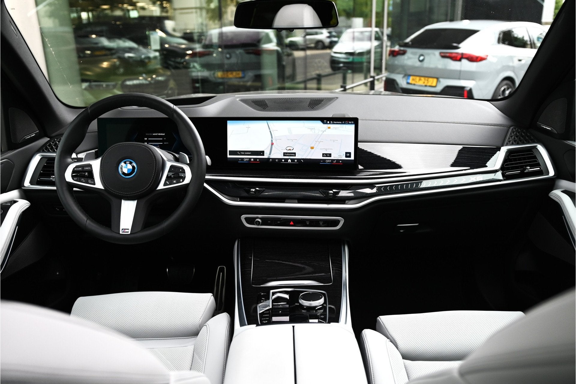 BMW X5 xDrive50e High Executive M Sport Automaat / Panoramad, Gebruikt, X5, 2395 kg, Met garantie (alle)