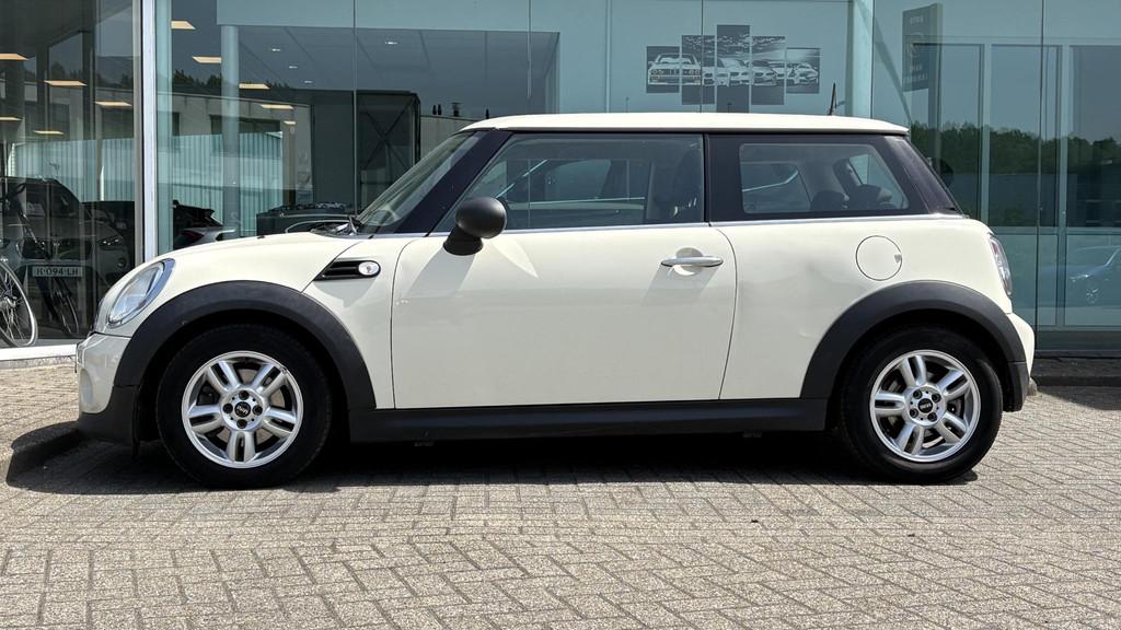 Mini Mini 1.6 One MINIMALIST Pepper, Auto's, Voorwielaandrijving, Euro 5, 4 cilinders, 4 stoelen
