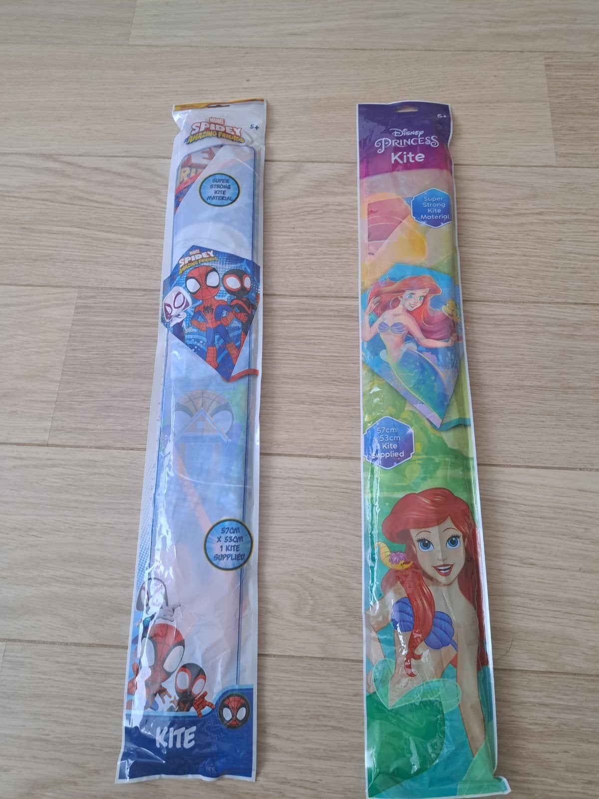 Nieuwe Spidey en Disney Princess vliegers (per stuk), Ophalen of Verzenden, Nieuw