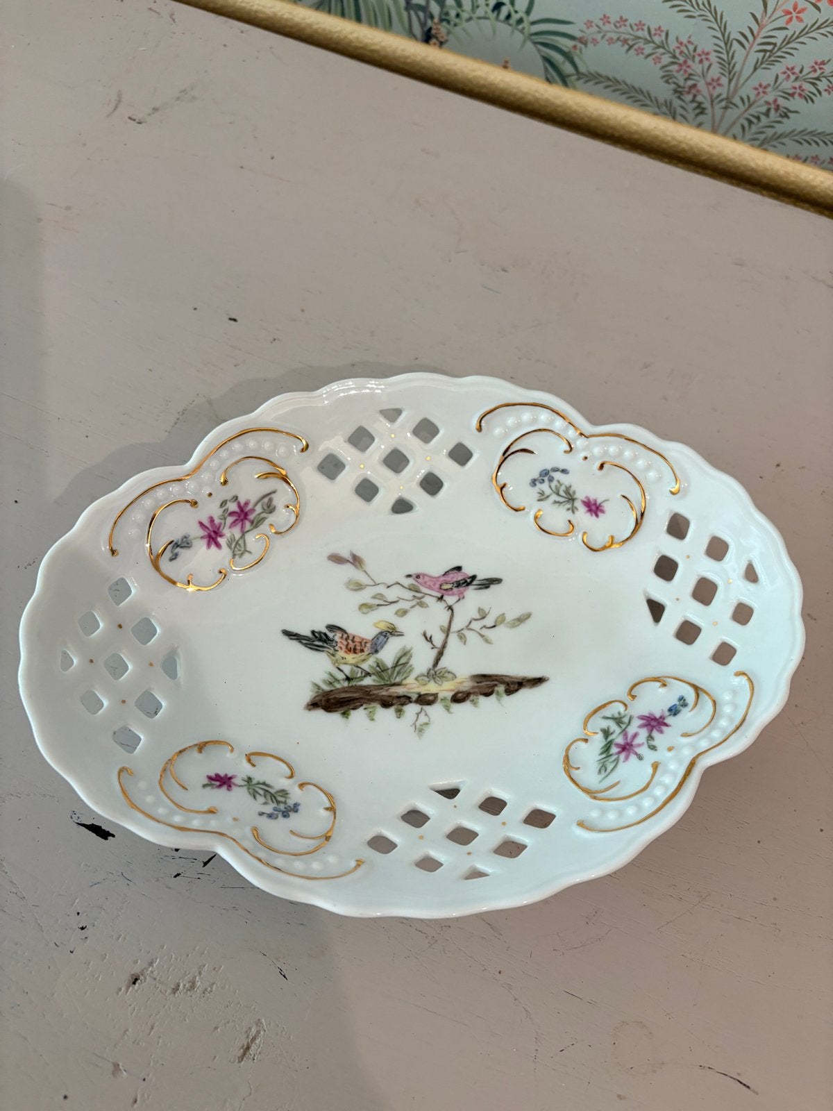 Ovale porseleinen schaal, handgeschilderd, Herend stijl, Antiek en Kunst, Ophalen of Verzenden