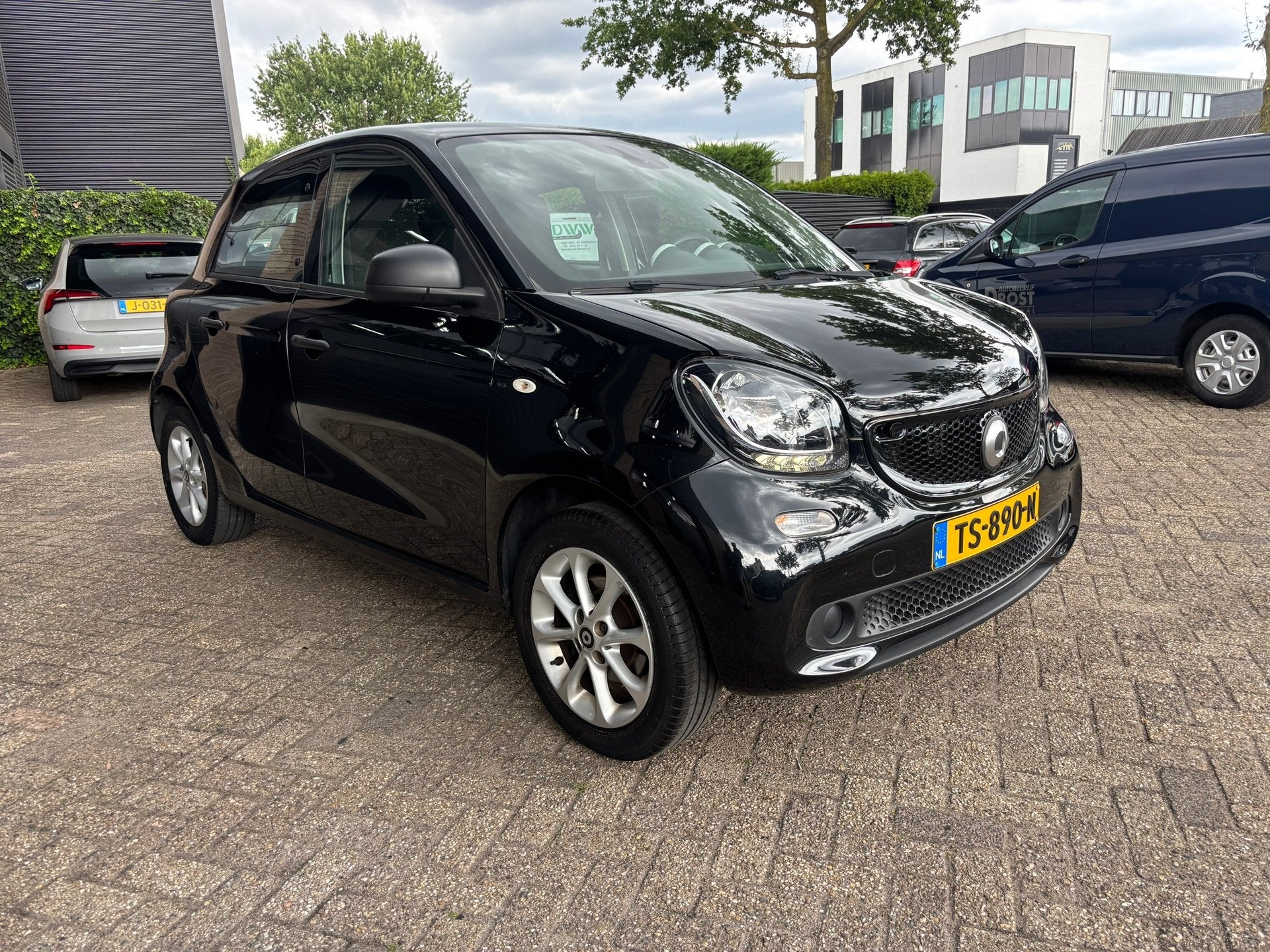 Smart Forfour 1.0 Business Solution, Auto's, Gebruikt, 4 stoelen, Zwart, Origineel Nederlands
