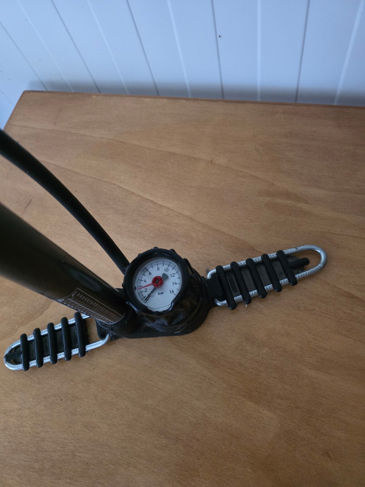 Fietspomp met drukmeter, Fietsen en Brommers, Ophalen of Verzenden, Drukmeter, Gebruikt