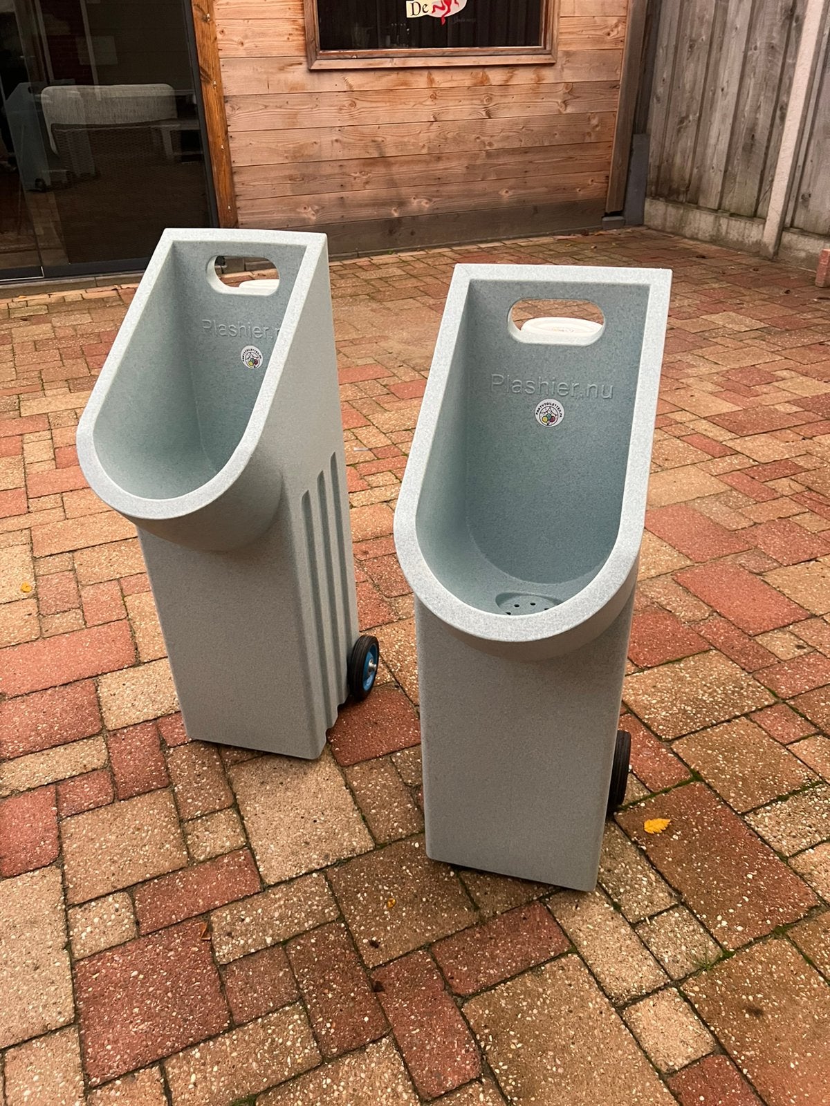 Huur toiletten (urinoirs, pispotten), Hobby en Vrije tijd, Ophalen, Zo goed als nieuw, Verjaardag
