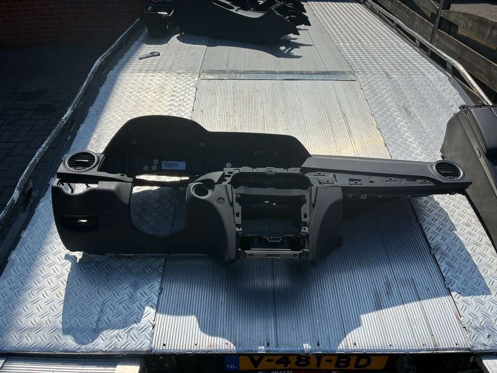 Dashboard W204 S204 C-Klasse Facelift A2046805787, Auto-onderdelen, Gebruikt, Mercedes-Benz AG, Mercedes-Benz, Ophalen of Verzenden