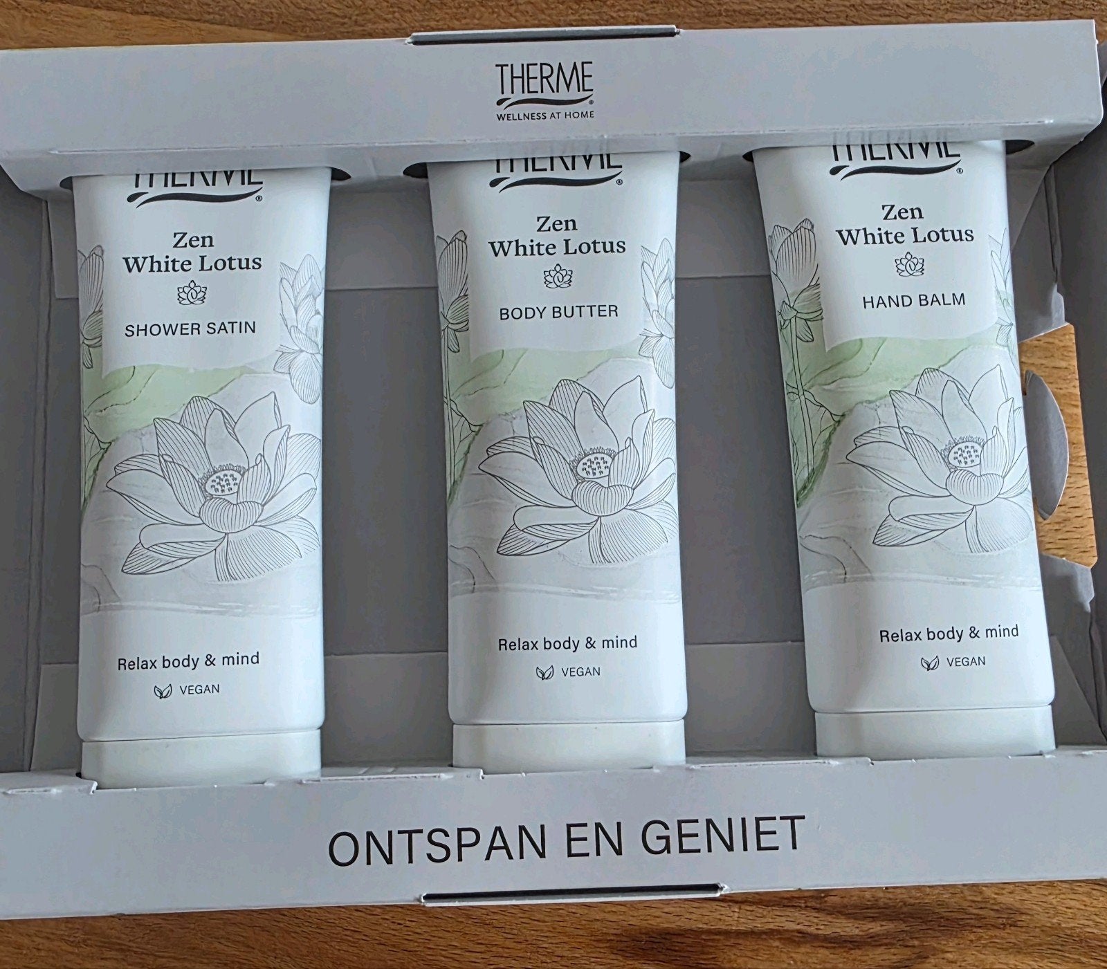 Therme Zen White Lotus Wellness Ritueel Cadeauset, Sieraden, Tassen en Uiterlijk, Ophalen of Verzenden, Nieuw, Bad & Douche
