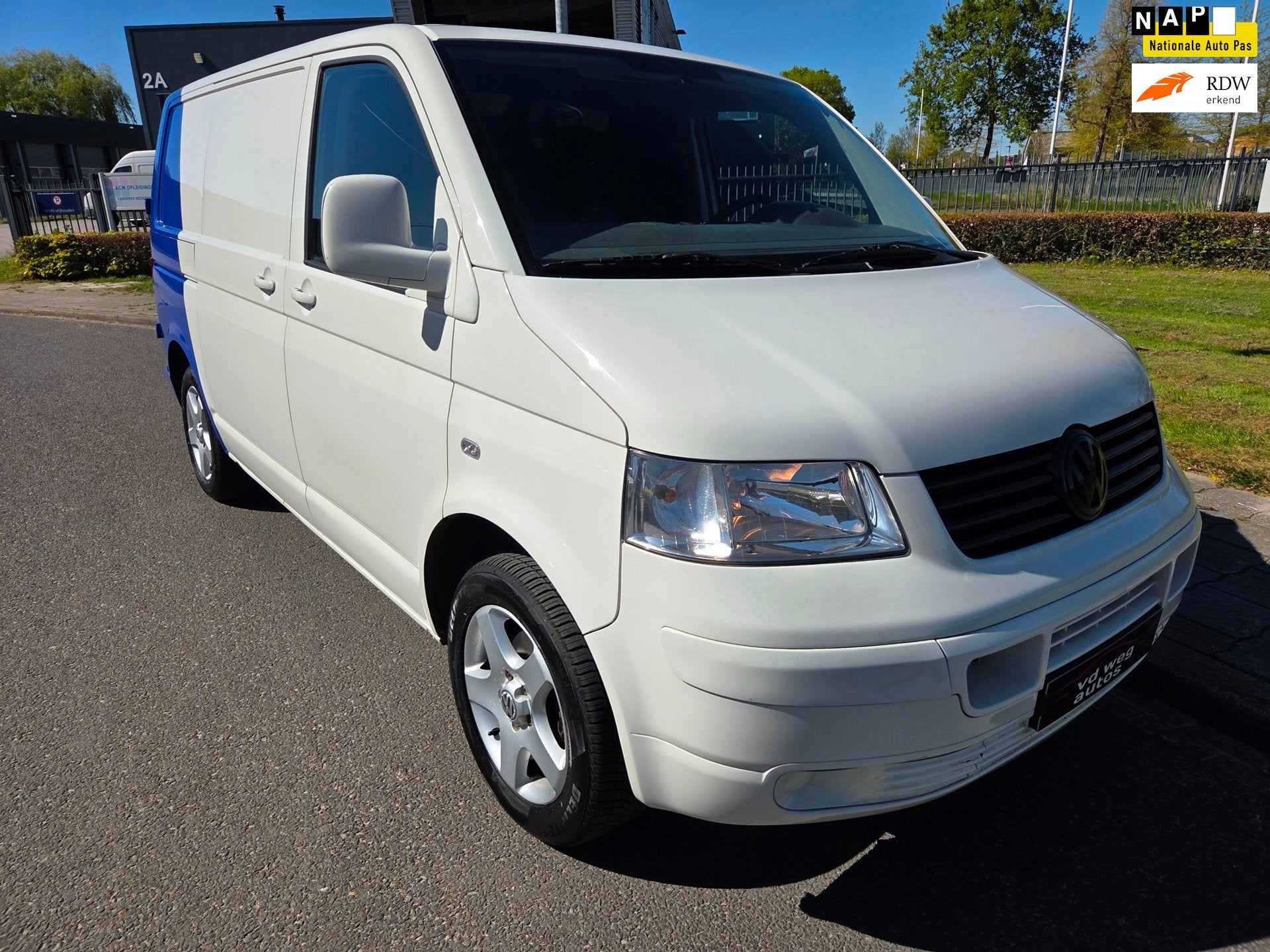 Volkswagen Transporter 2.5 TDI 300 MHD airco marge, Voorwielaandrijving, Traction-control, Gebruikt, Volkswagen