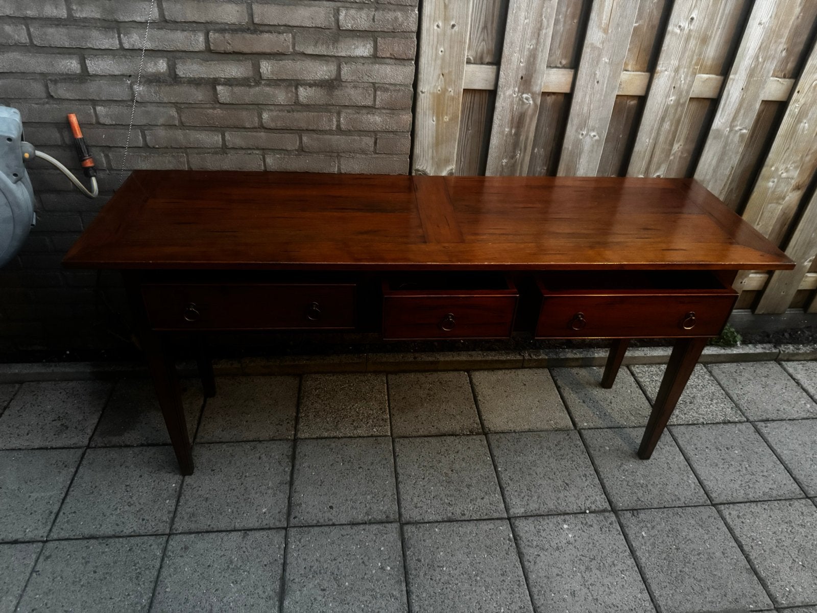 Antieke houten sidetable met spiegel, Ophalen