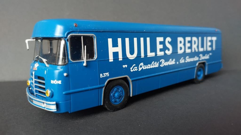 Berliet PLR Huiles 1:43 Altaya ixo Pol, Hobby en Vrije tijd, Modelauto's | 1:43, Zo goed als nieuw, Bus of Vrachtwagen, Overige merken