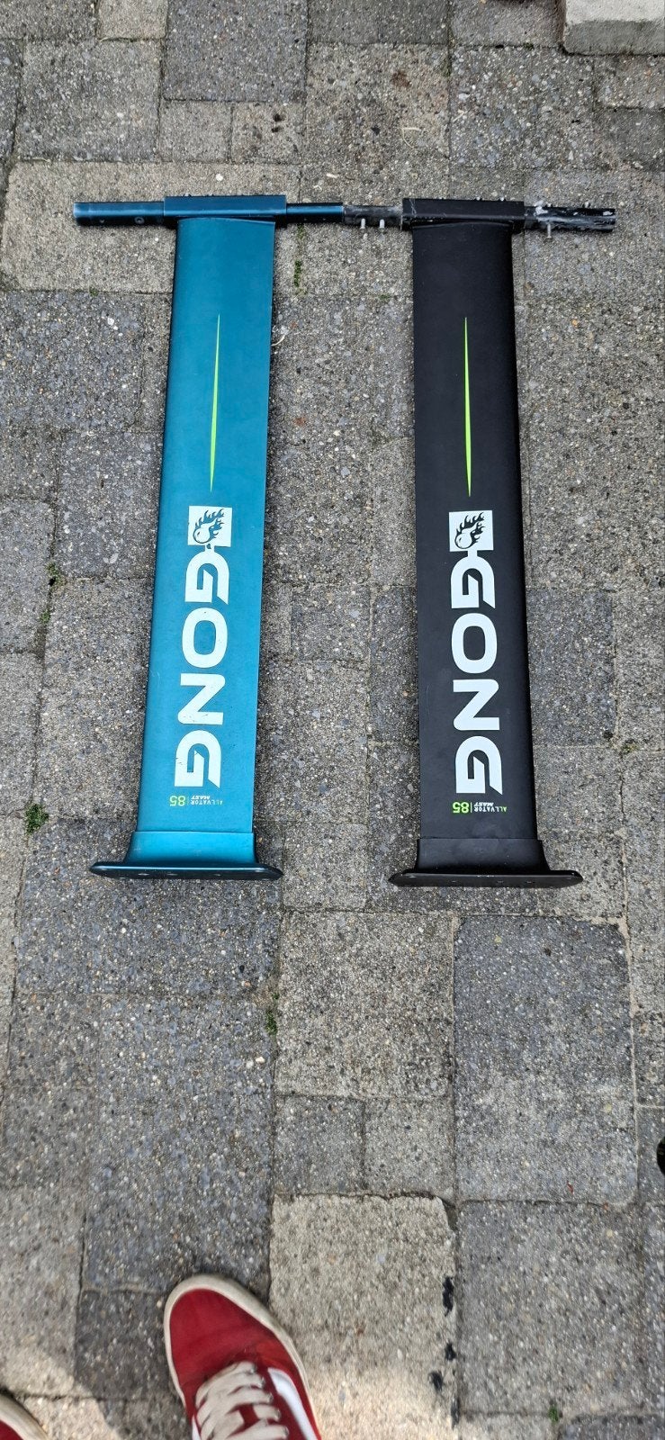 Gong Mast fuse Topplate Doodad 85cm - Zwart & Blauw (per stu, Watersport en Boten, Ophalen of Verzenden, Wingsurf-onderdelen