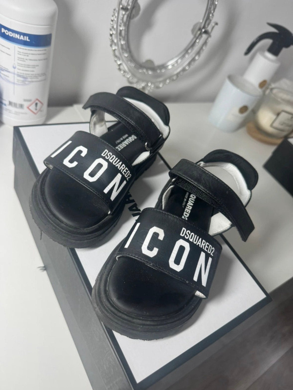 Unisex dsquared sandalen, Kinderen en Baby's, Ophalen, Jongen of Meisje, Schoenen, Zo goed als nieuw