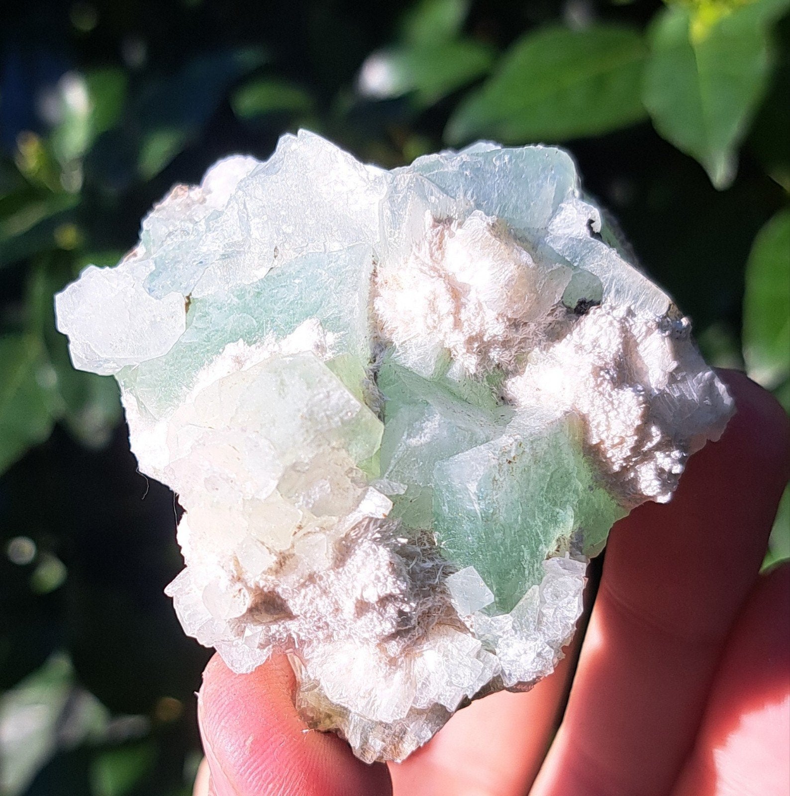 Groene Apofyliet cluster edelsteen / mineraal natuursteen, Ophalen of Verzenden