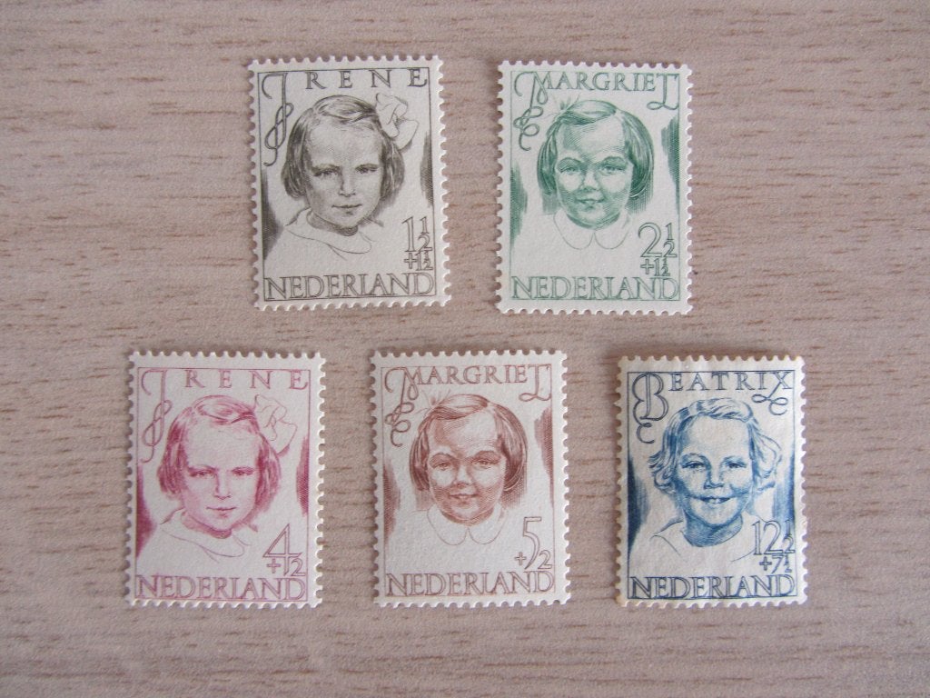 Nederland Prinsessenzegels 1946 Irene, Margriet en Beatrix, Postzegels en Munten, Ophalen of Verzenden, Na 1940, Postfris