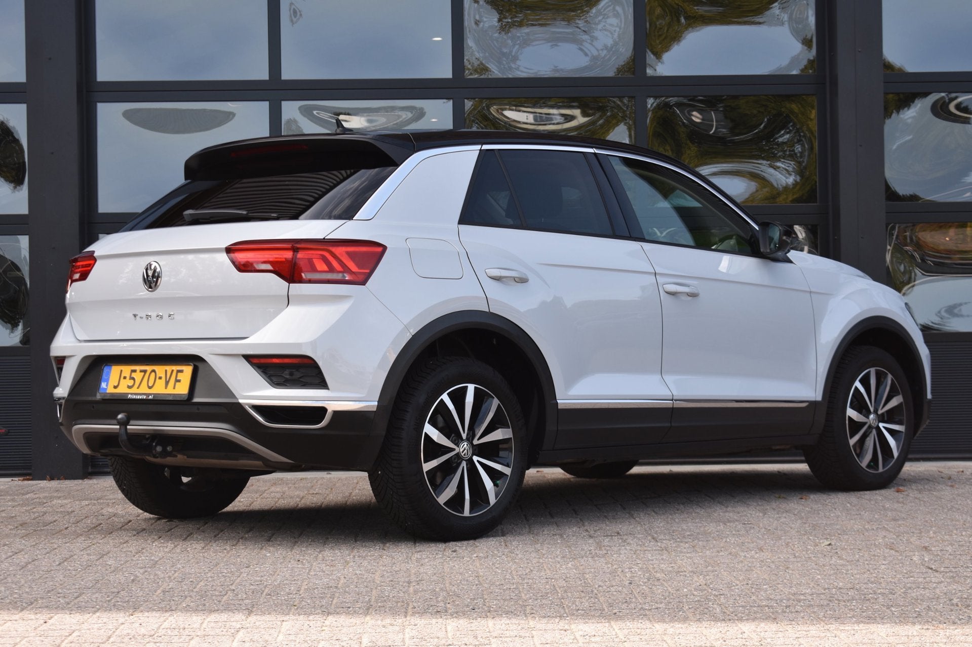 Volkswagen T-Roc 1.5 TSI Sport '18 LED Clima Navi Cruise Inr, Voorwielaandrijving, 4 cilinders, 150 pk, Wit