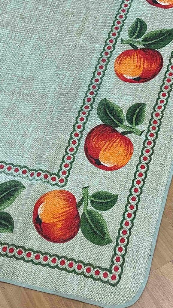 Tafelkleed appels 165/120 cm, Gebruikt, Etten-Leur, DJT@dejuistetoon.eu, Ophalen of Verzenden