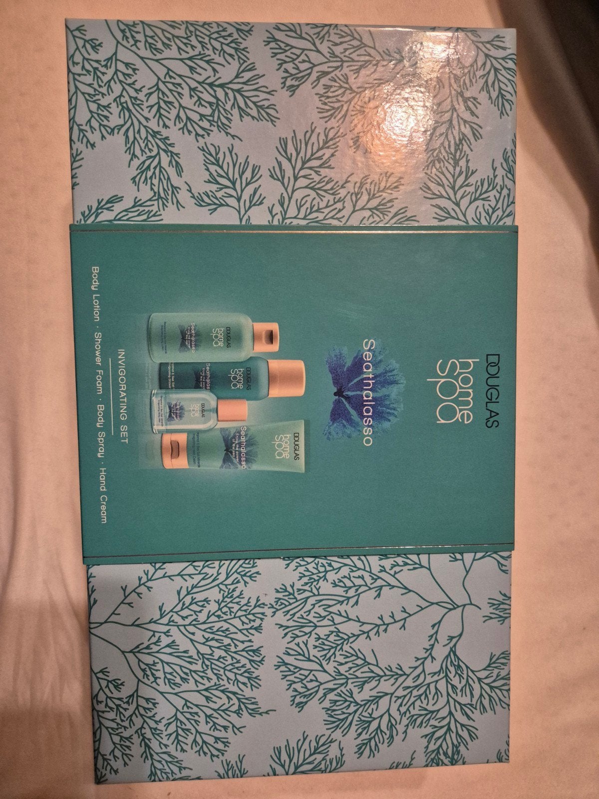 Douglas Home Spa Seathalasso Invigorating Set, Ophalen of Verzenden, Nieuw, Bodylotion, Crème of Olie