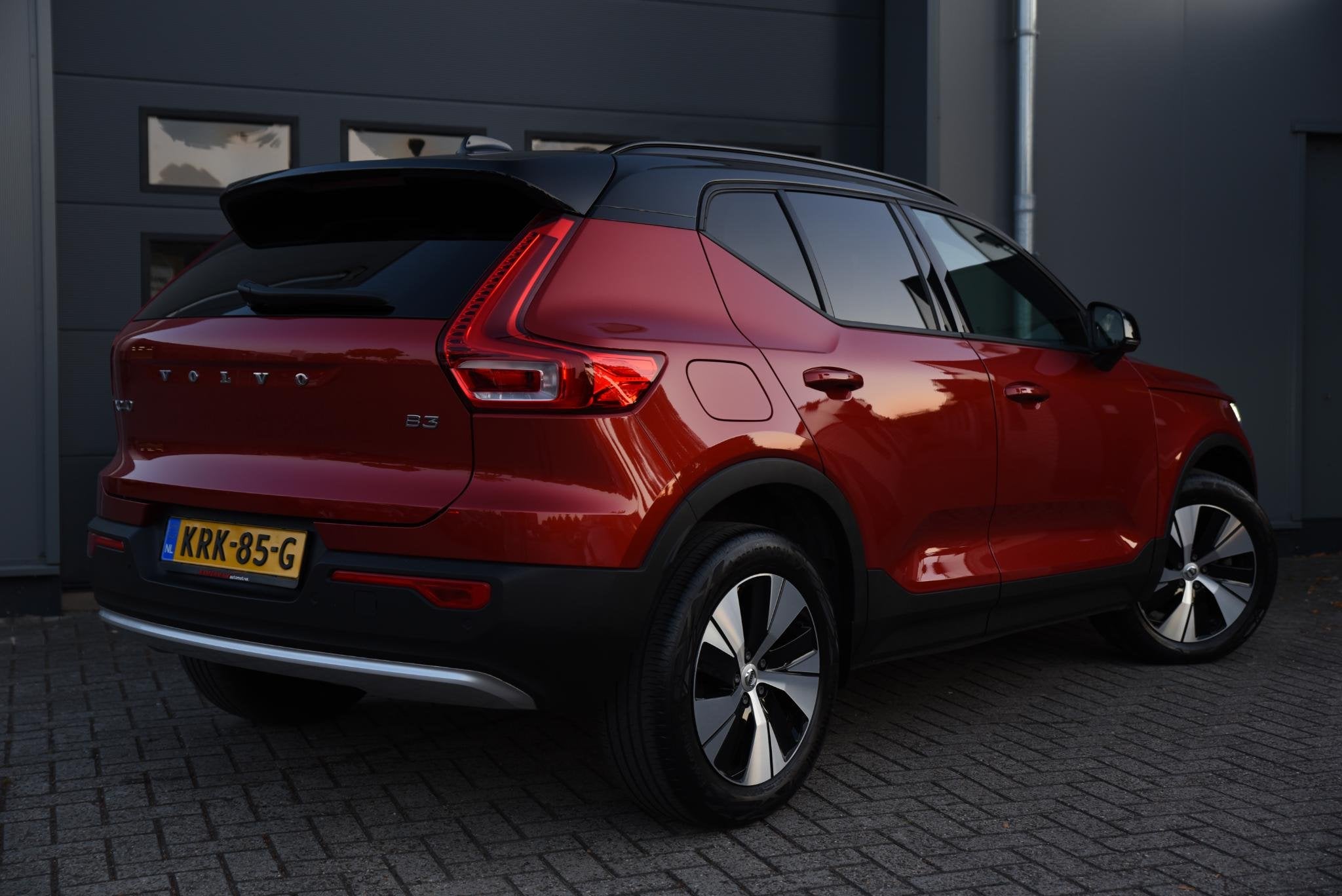 Volvo XC40 2.0 B3 Core 2 TONE / Camera / Google, Auto's, Gebruikt, Euro 6, 4 cilinders, 1969 cc