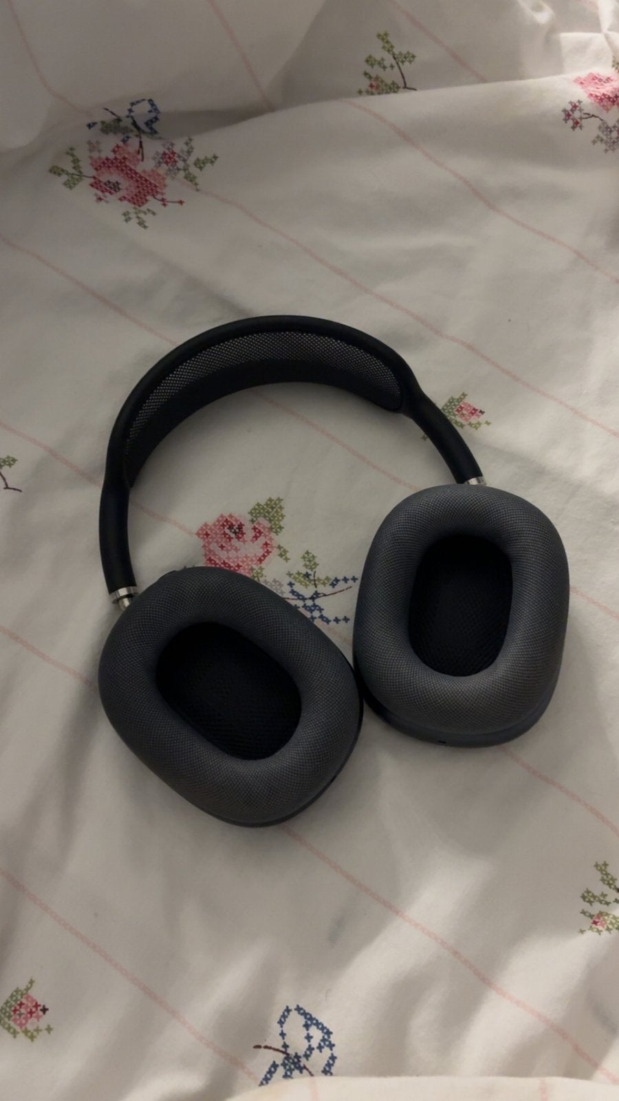 Apple AirPods Max Usb-c, Ophalen of Verzenden, Zo goed als nieuw, Draadloos, Zwart
