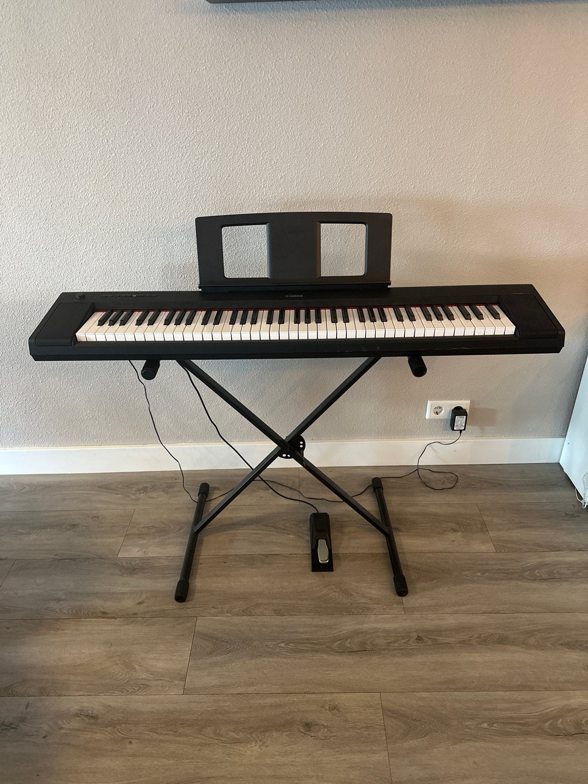 Yamaha Piaggero NP-35 Digitaal Piano met Standaard, Ophalen, Yamaha, Zo goed als nieuw, Aanslaggevoelig