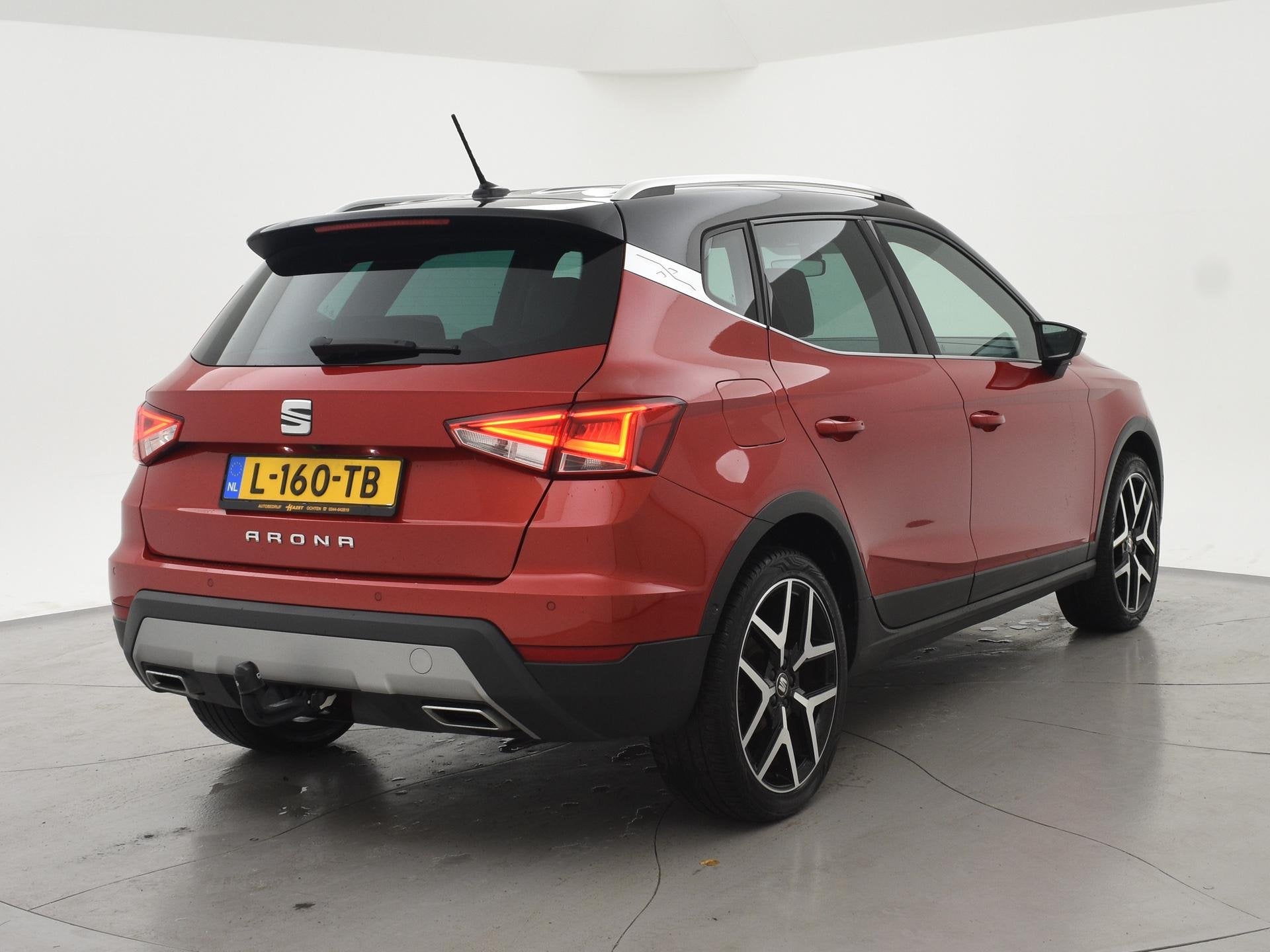 SEAT Arona 1.0 TSI AUT. FR SPORT + ADAPTIVE CRUISE | CAMERA, Gebruikt, Automatische klimaatregeling, Alcantara, 49 €/maand