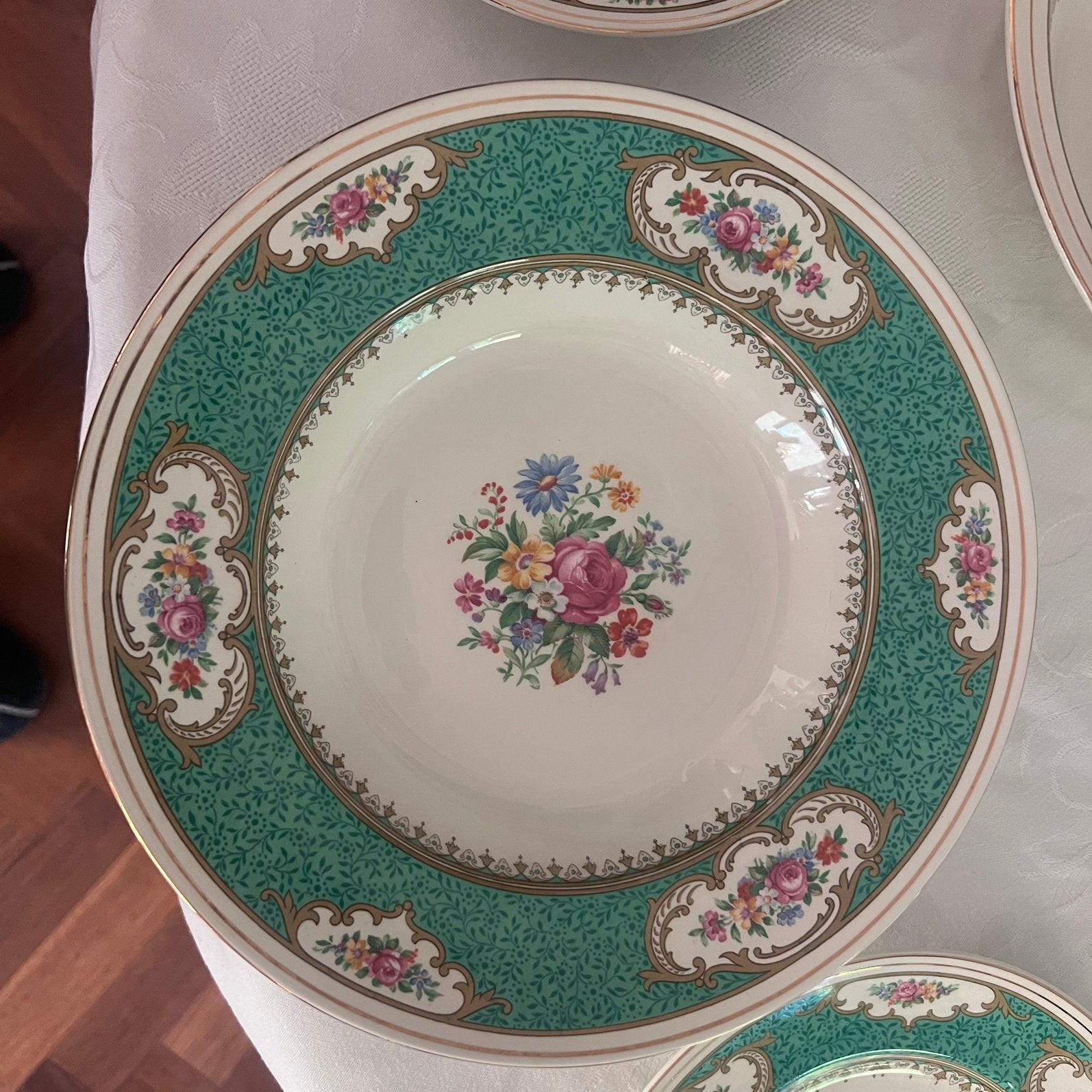 Majestic Empire England 12 pers 75 jaar oud eetservies, Antiek en Kunst, Ophalen