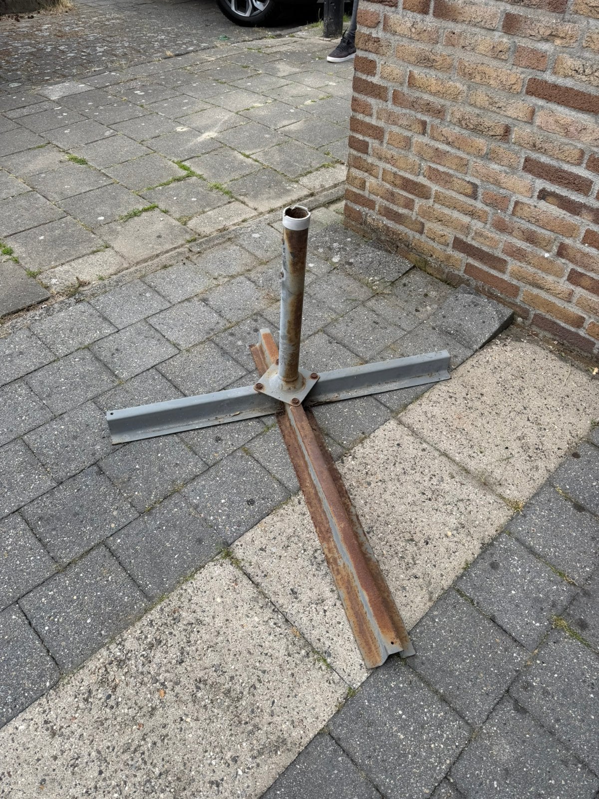 Parasool voet/ standaard gratis af te halen, Ophalen, Gebruikt, Minder dan 1 meter, Parasolvoet