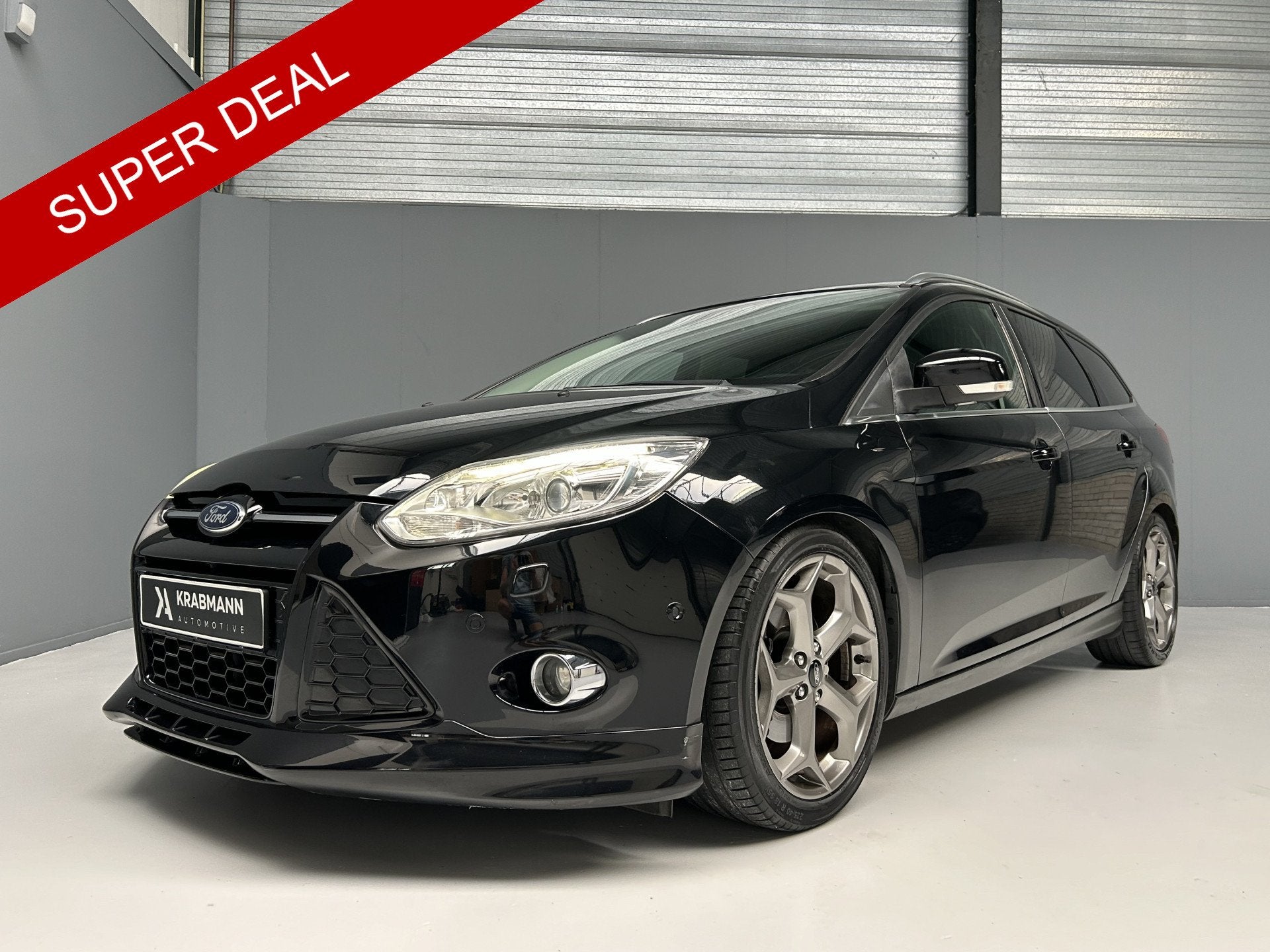 Ford FOCUS Wagon 1.6 EB Titanium St-line Nwe Riem+Koppeling|, Gebruikt, 4 cilinders, Zwart, Handgeschakeld