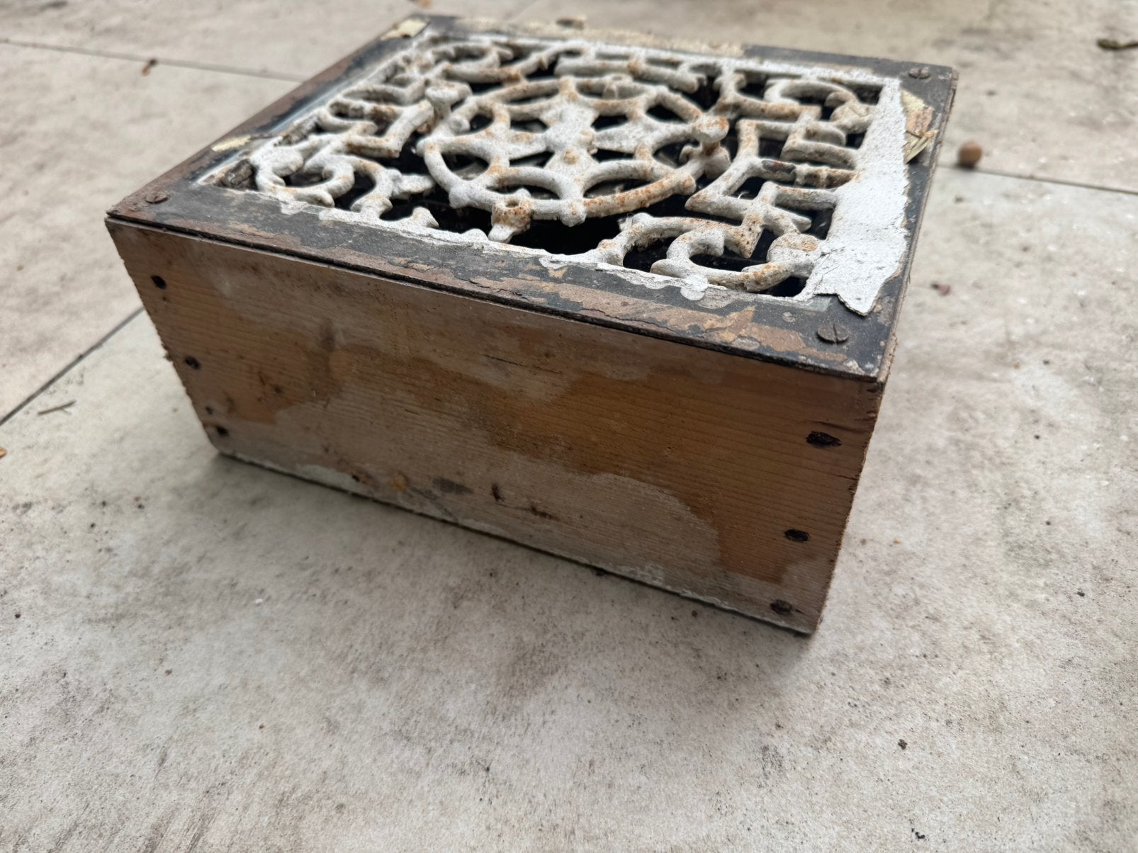 Antiek ventilatierooster gietijzer met lamellen (werkend), Doe-het-zelf en Verbouw, Ophalen of Verzenden, Gebruikt, Afzuiger