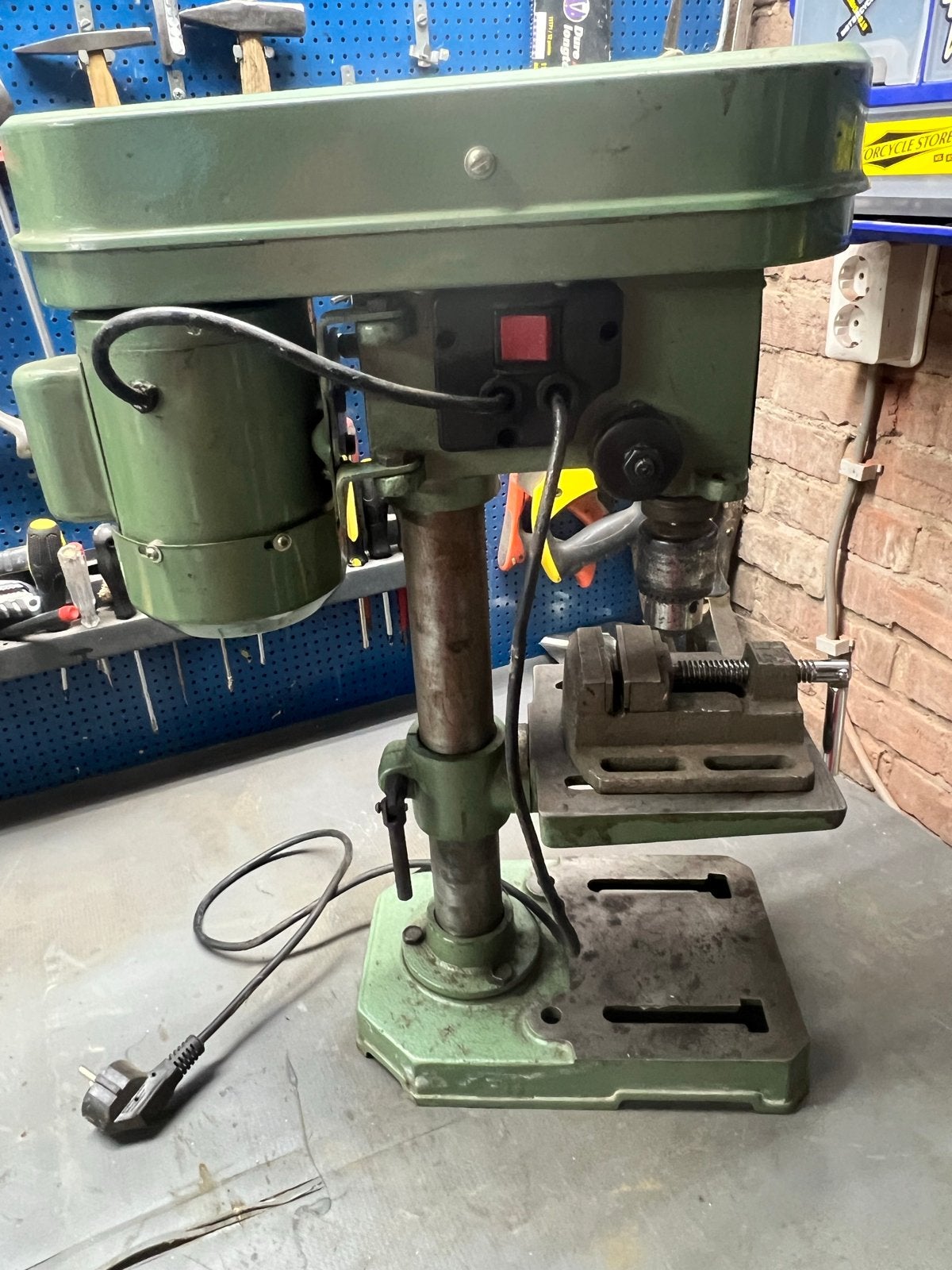 Perel Kolomboormachine, Ophalen, Gebruikt, Variabele snelheid, Minder dan 400 watt