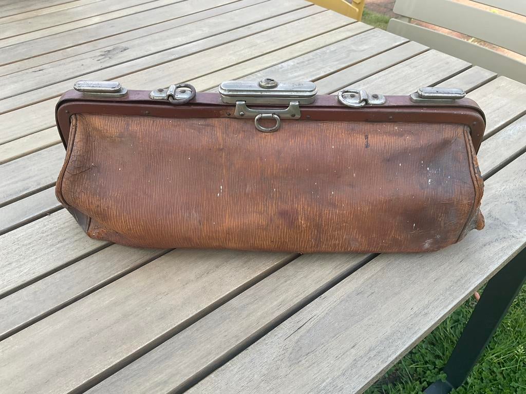 Vintage Leren Dokters Tasje - Kleine Formaat, Opknapper, Ophalen