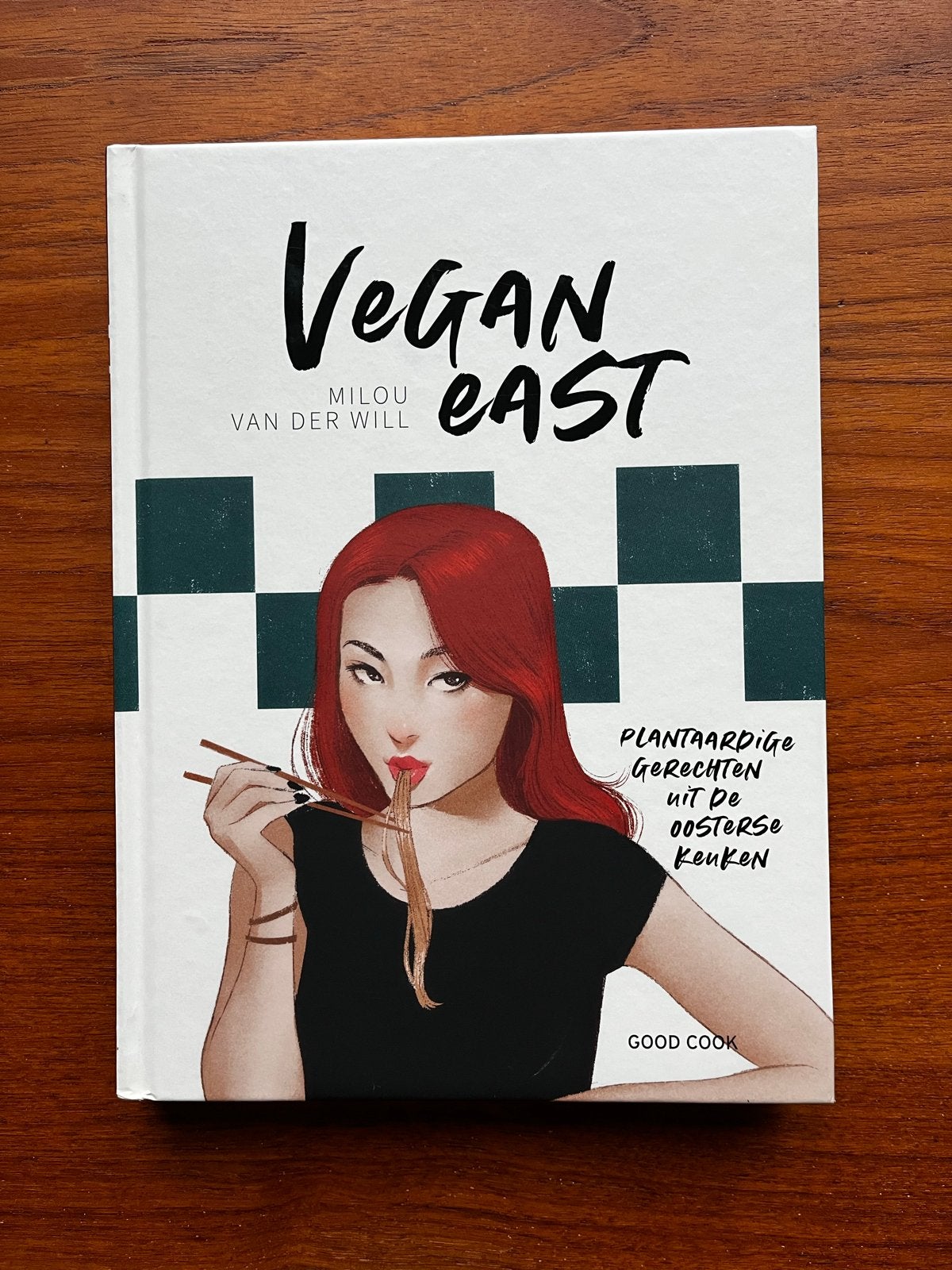 Vegan East: Plantaardige gerechten uit de Oosterse keuken, Ophalen of Verzenden, Zo goed als nieuw, Azië en Oosters, Voorgerechten en Soepen