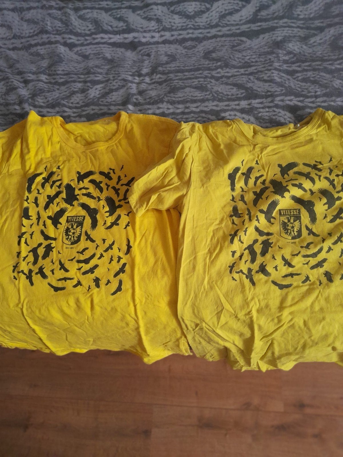 2 Vitesse shirts, Tuin en Terras, Ophalen of Verzenden, Nieuw