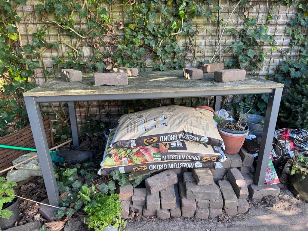 Tuintafel  hout met aluminium GRATIS, Tuin en Terras, Tuintafels, Ophalen, Gebruikt, Rechthoekig, Hout